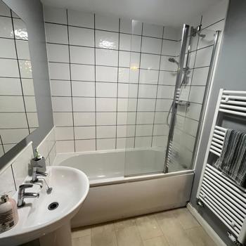 Bathroom 12