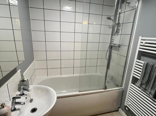 Bathroom 12