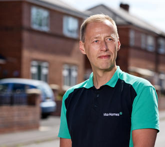 Martyn Shaw Neil Warren (36)