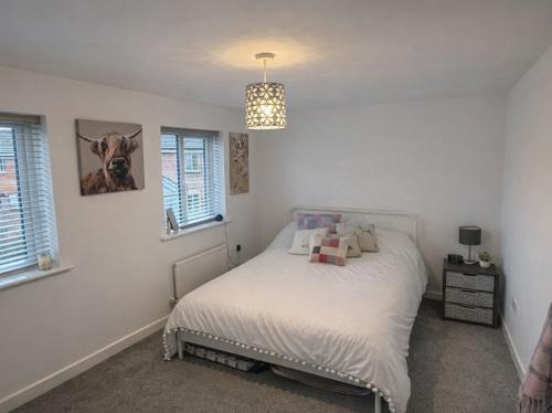 Bedroom 1 Pic 2