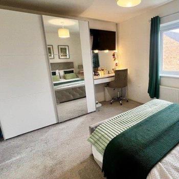 7 Aspen Court Bedroom (3)
