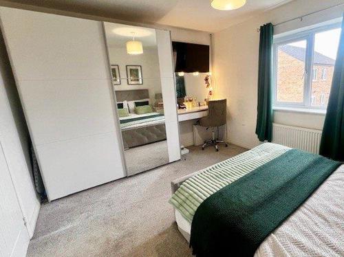 7 Aspen Court Bedroom (3)