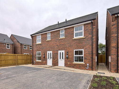 Image showing the front of the property at 21 Woffinden Rise, Beverley.