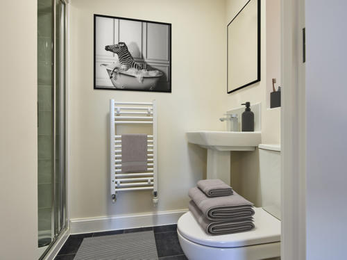 Ensuite