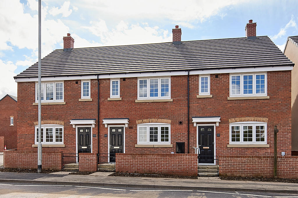 Image of the front of the properties at Farmside Green.