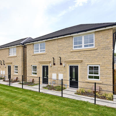 Image showing the front of the property at 4 White Hart Road.