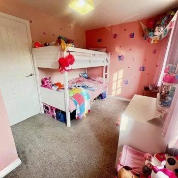 7 Aspen Court Small Bedroom
