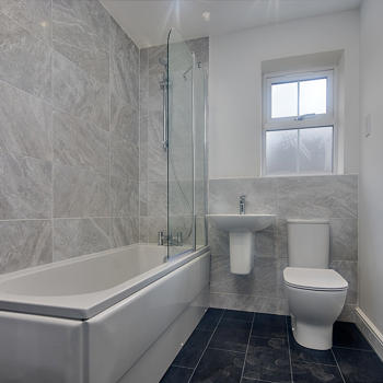 Image showing the bathroom at 20 Woffinden Rise, Beverley.