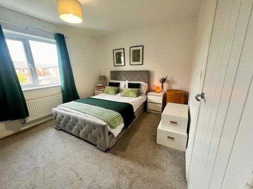 7 Aspen Court Bedroom