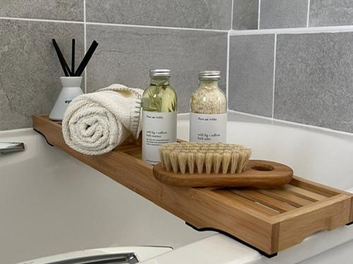 Image of a bath.