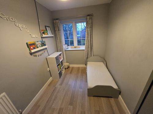 Bedroom (8)